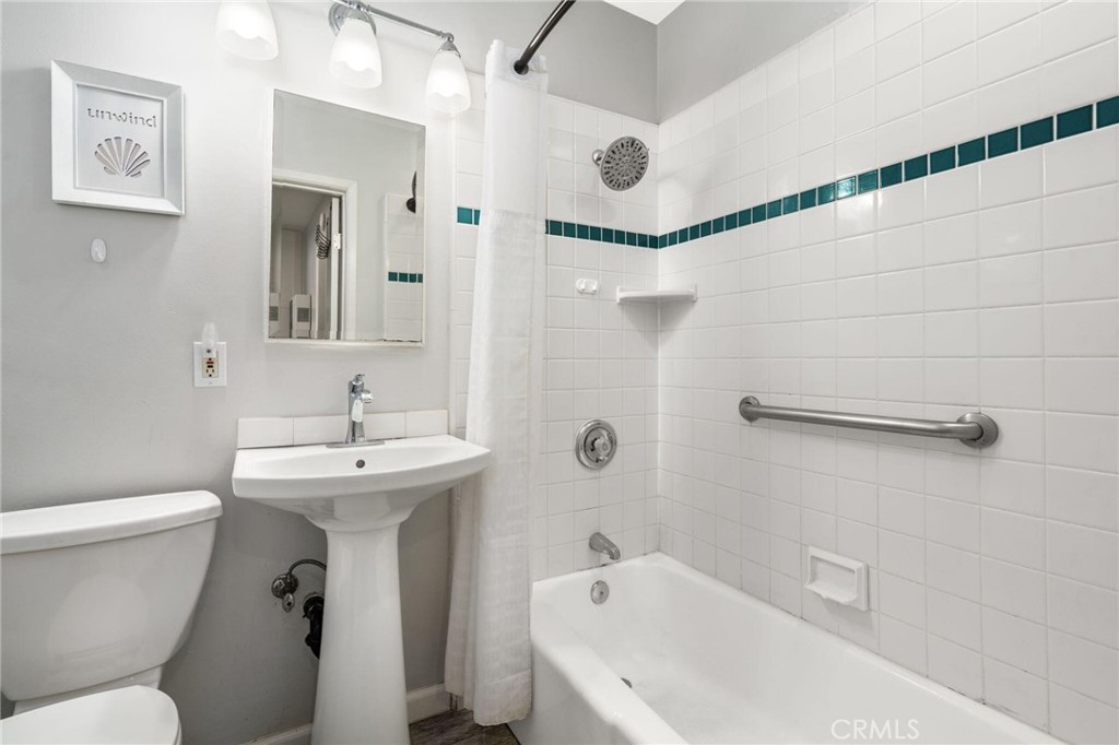 4980 Sandyland Road, Unit 104 Carpinteria, CA 93013 - Photo 16 of 38