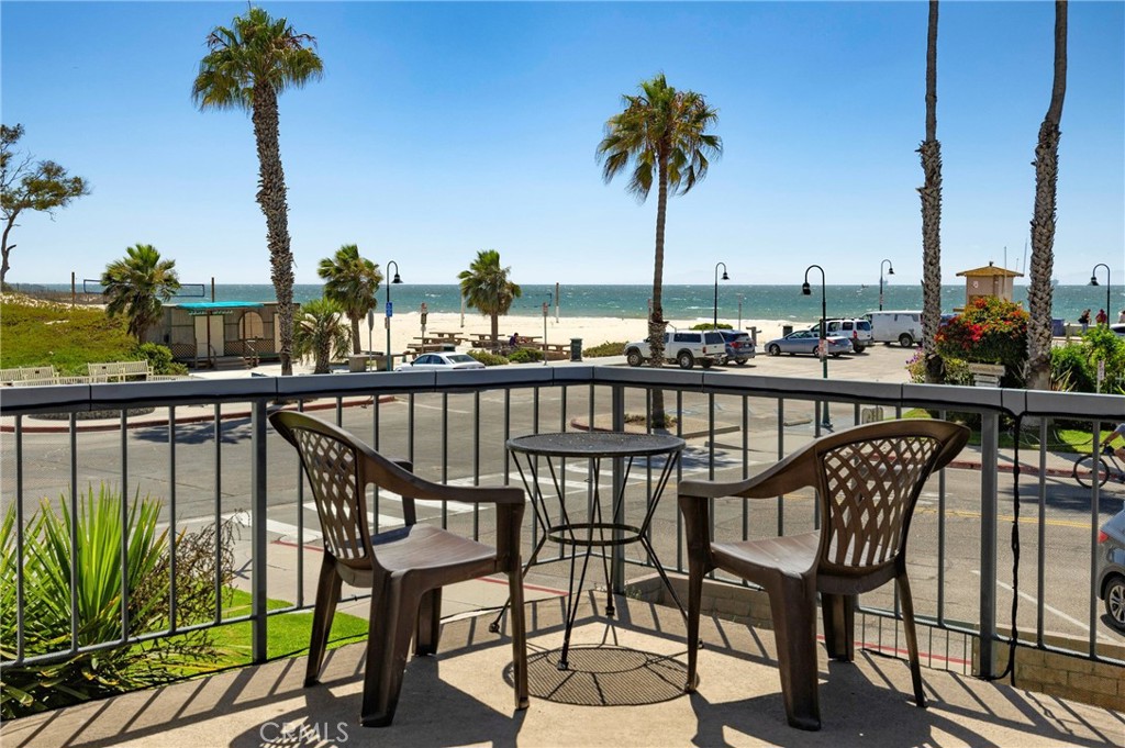 4980 Sandyland Road, Unit 104 Carpinteria, CA 93013 - Photo 3 of 38