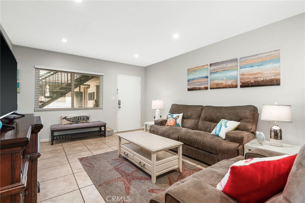 4980 Sandyland Road, Unit 104 Carpinteria, CA 93013 - Photo 7 of 38