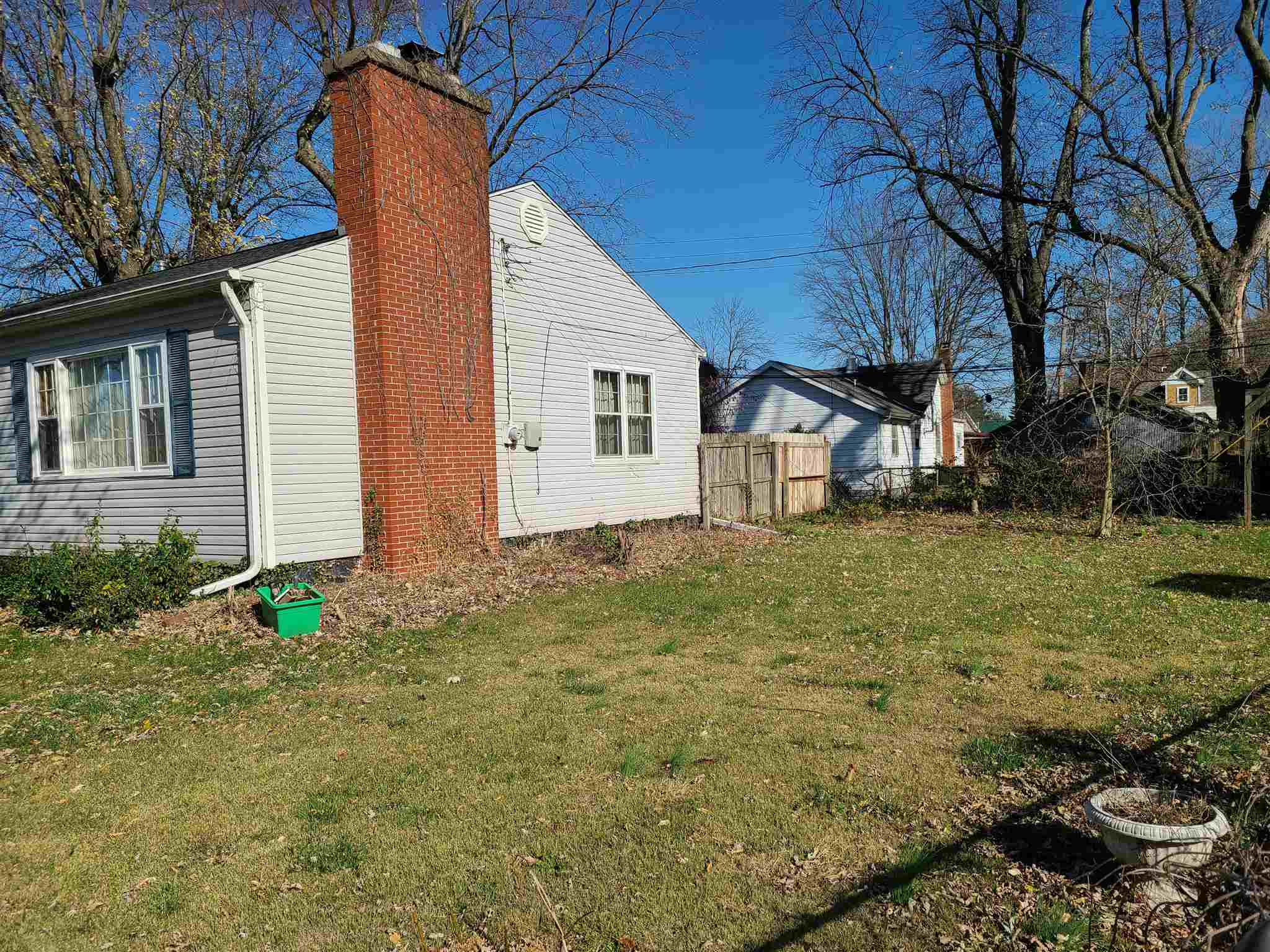 810 Ritterskamp Avenue Vincennes, IN 47591 - Photo 3 of 20 Gallery Image 3