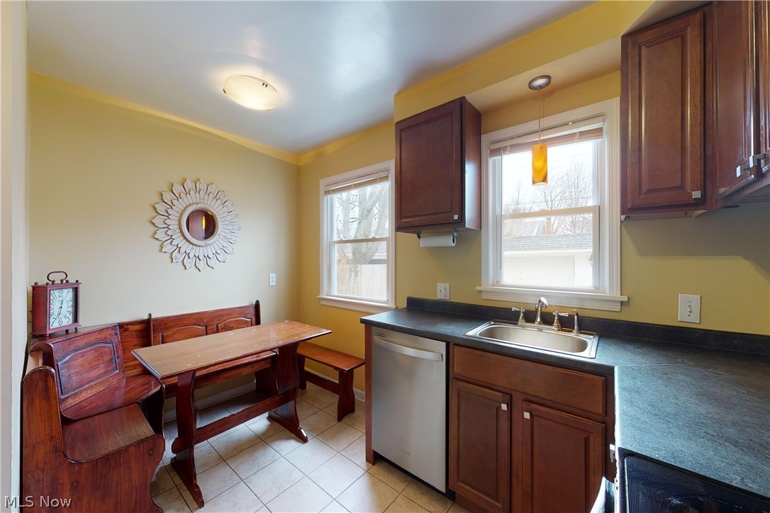 1110 Piermont Road Cleveland, OH 44121 - Photo 8 of 23 Gallery Image 8
