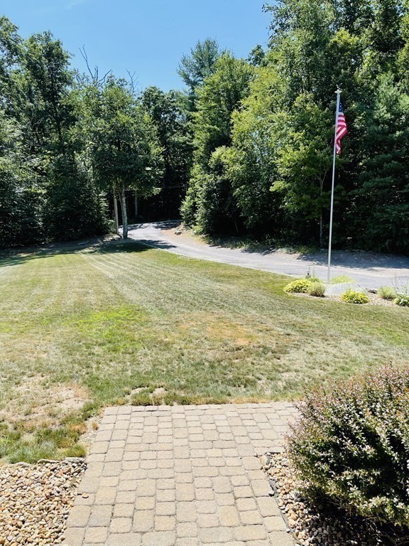 74 Ledgestone Road Douglas, MA 01516 - Photo 31 of 32