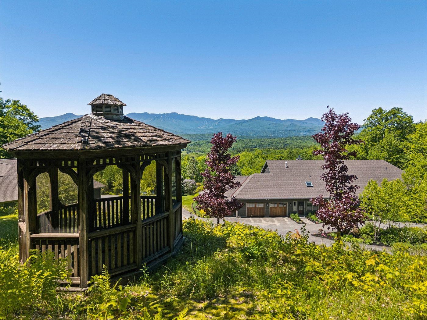 217 Logging Hill Road Stowe, VT 05672 - Photo 4 of 31