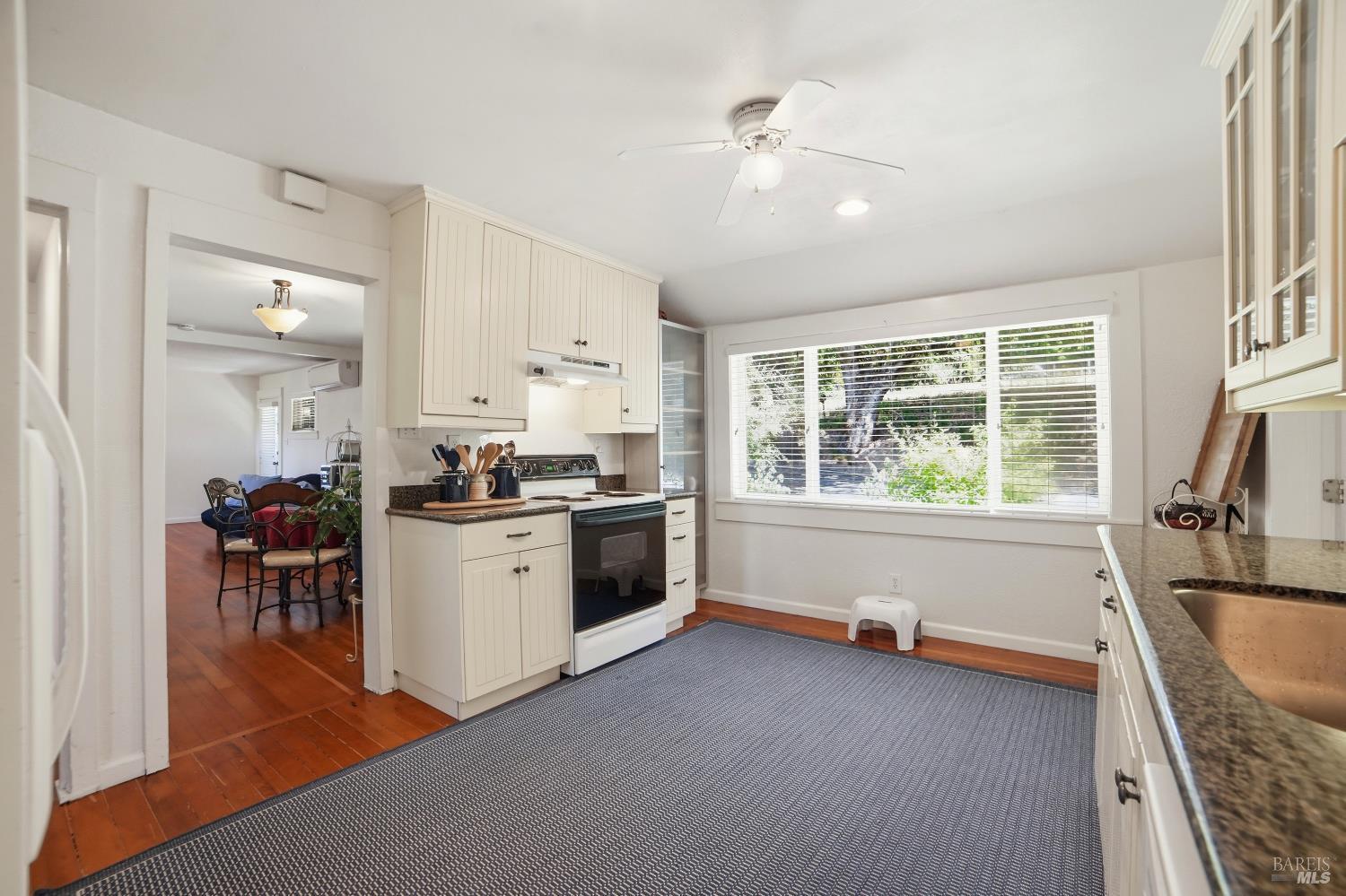 7695 Atkinson Road Sebastopol, CA 95472 - Photo 14 of 40
