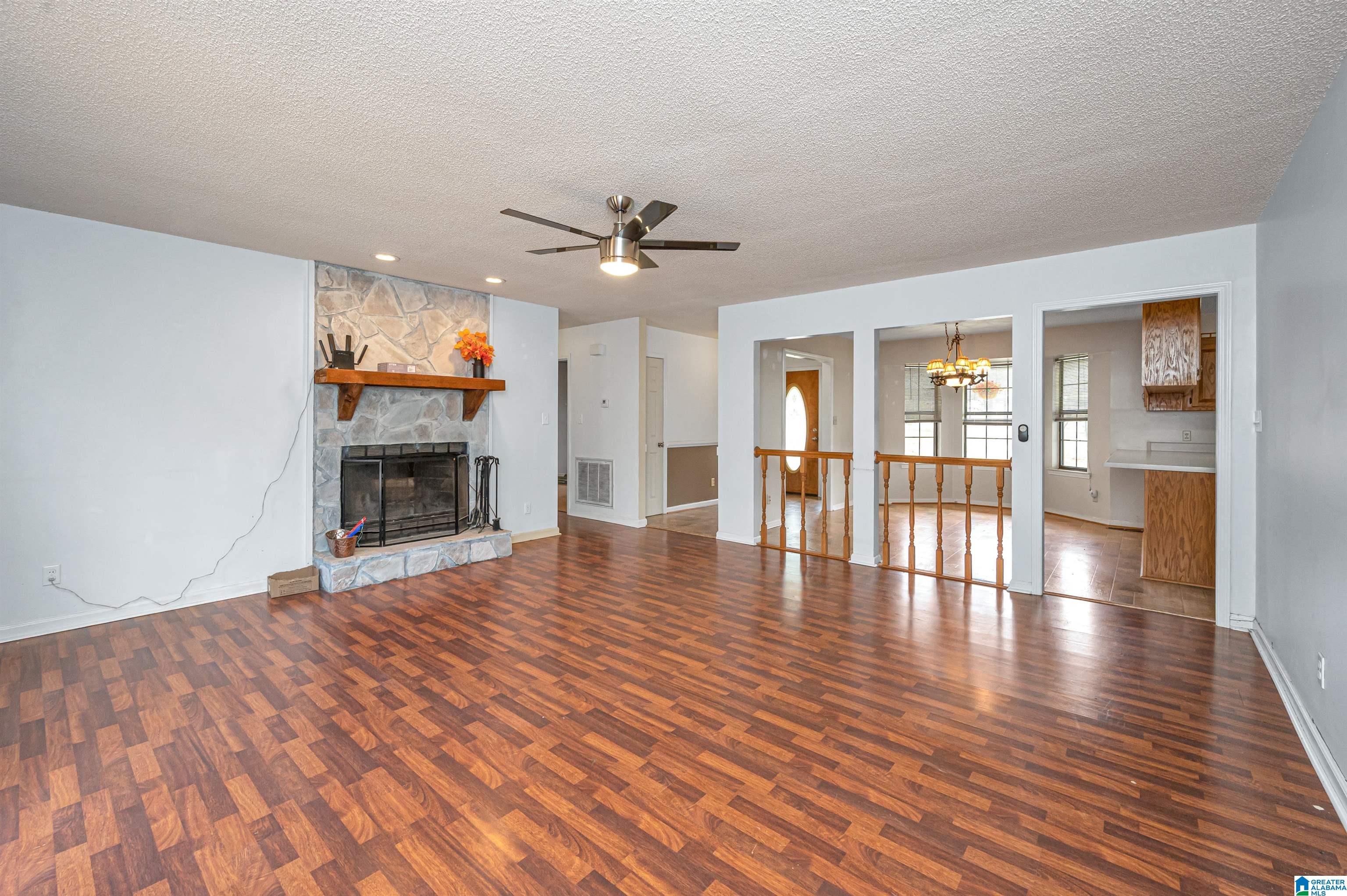 632 Arrowhead Lane Talladega, AL 35160 - Photo 5 of 36