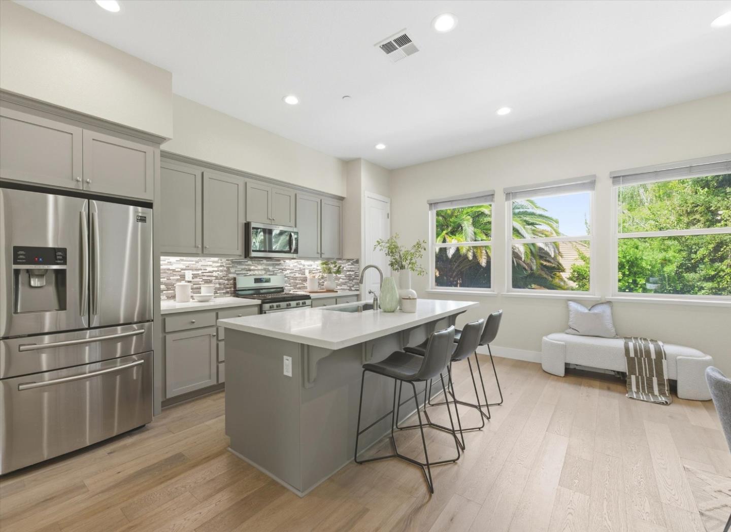 302 Cherokee Loop Mountain View, CA 94043 - Photo 16 of 38