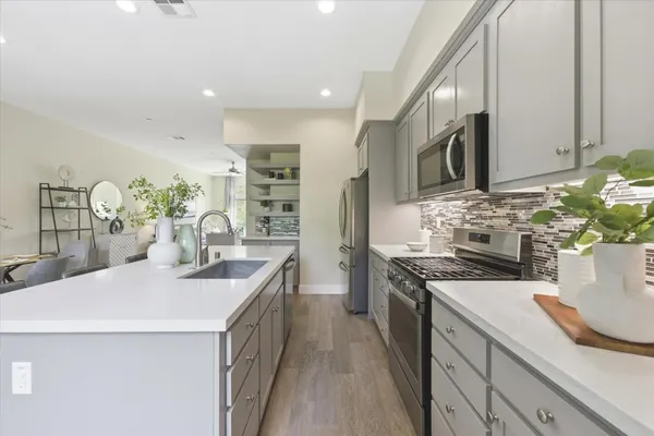 $1,798,000 | 302 Cherokee Loop, Mountain View, CA 94043