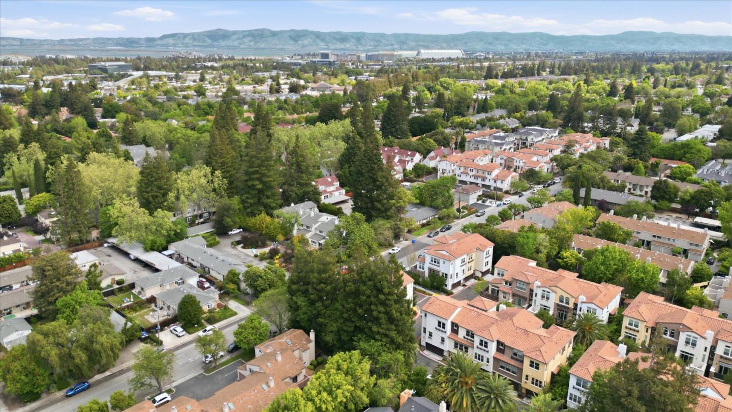 302 Cherokee Loop Mountain View, CA 94043 - Photo 37 of 38