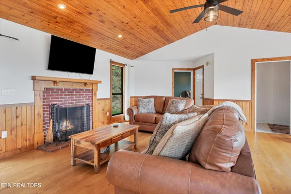 $789,000 | 544 Nathans Nook Road, Townsend, TN 37882