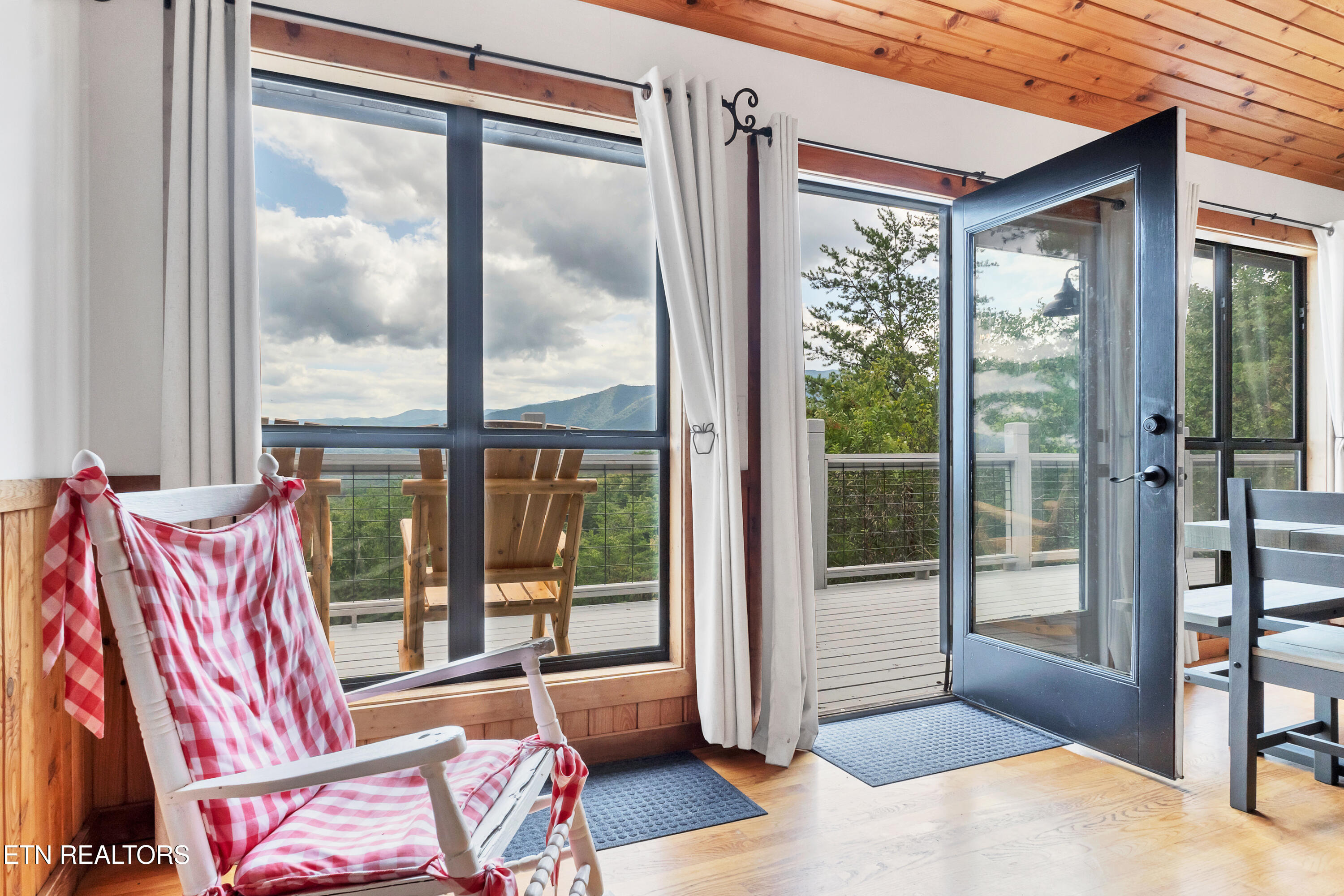 544 Nathans Nook Road Townsend, TN 37882 - Photo 15 of 31 DSC03569