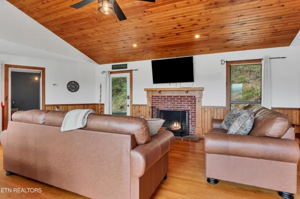 $789,000 | 544 Nathans Nook Road, Townsend, TN 37882