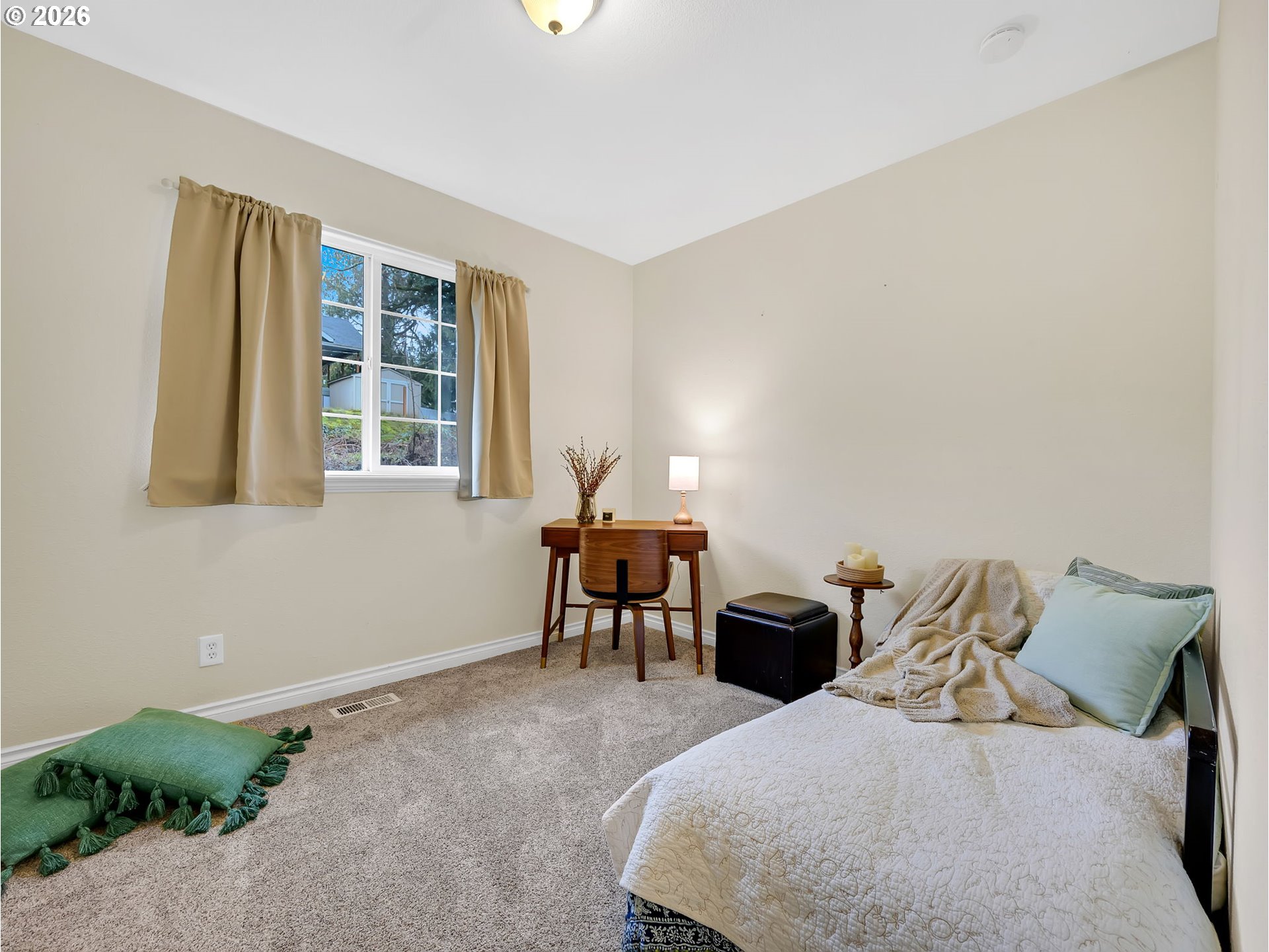 1312 Jackson Street Oregon City, OR 97045 - Photo 21 of 48 a bedroom with furniture and a window