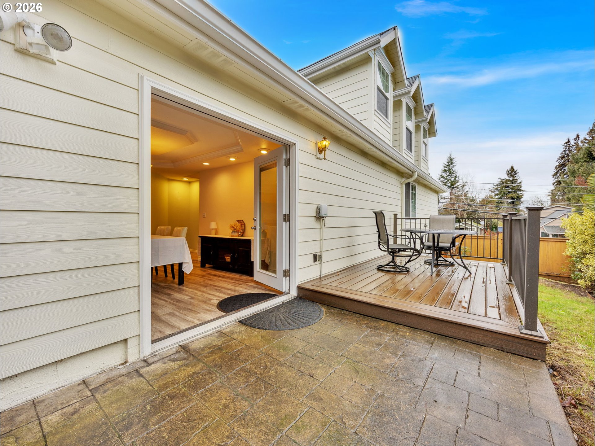 1312 Jackson Street Oregon City, OR 97045 - Photo 41 of 48 a view of a patio with a patio