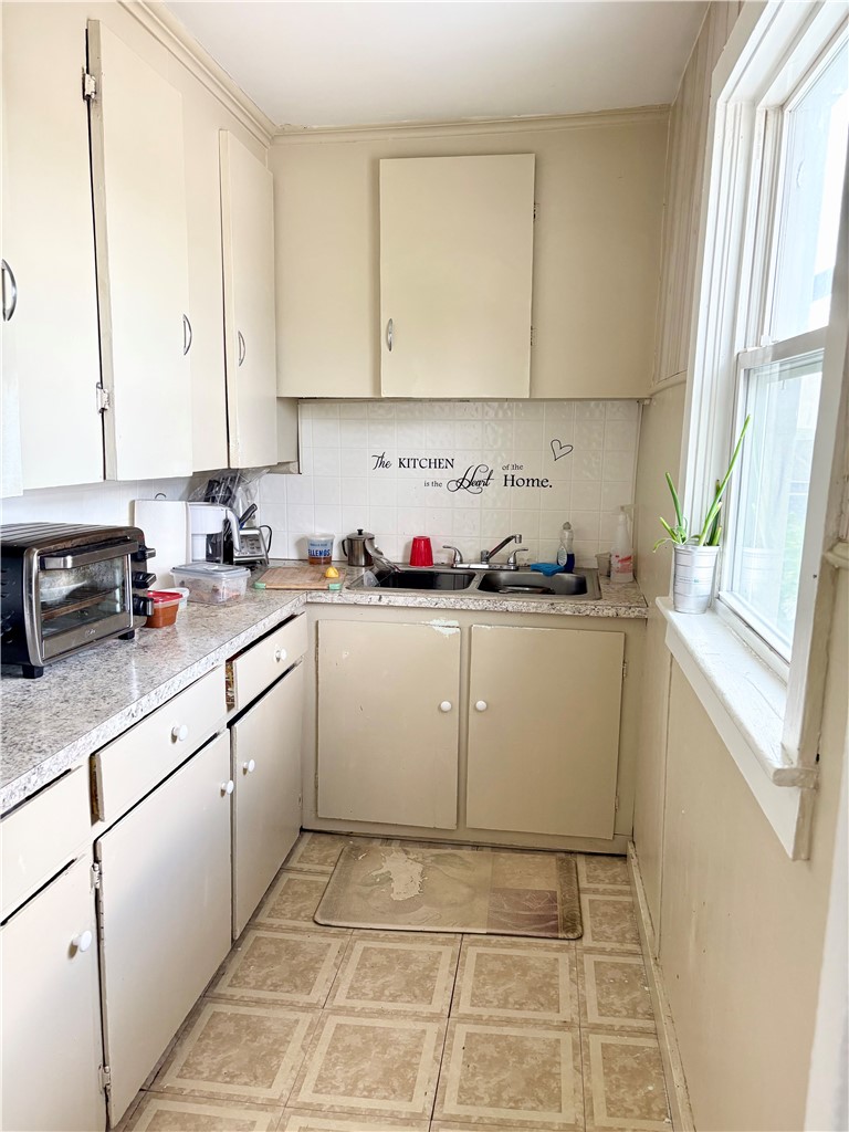 510 Bernon Street Woonsocket, RI 02895 - Photo 9 of 29 Unit 2 Kitchen