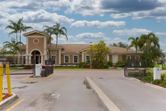 $2,295 | 8986 Chambers Street, Unit 8986, Tamarac, FL 33321