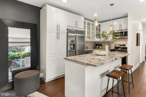 $365,000 | 1931 North Cleveland Street, Unit 112, Arlington, VA 22201