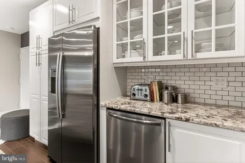 $365,000 | 1931 North Cleveland Street, Unit 112, Arlington, VA 22201