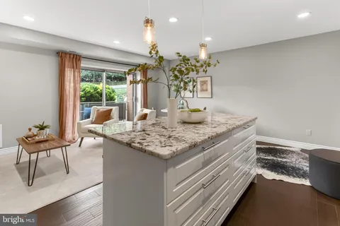 $365,000 | 1931 North Cleveland Street, Unit 112, Arlington, VA 22201