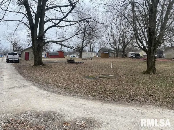 $10,000 | 408 North Toledo Street, Martinsville, IL 62442