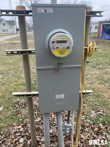 $12,000 | 408 North Toledo Street, Martinsville, IL 62442