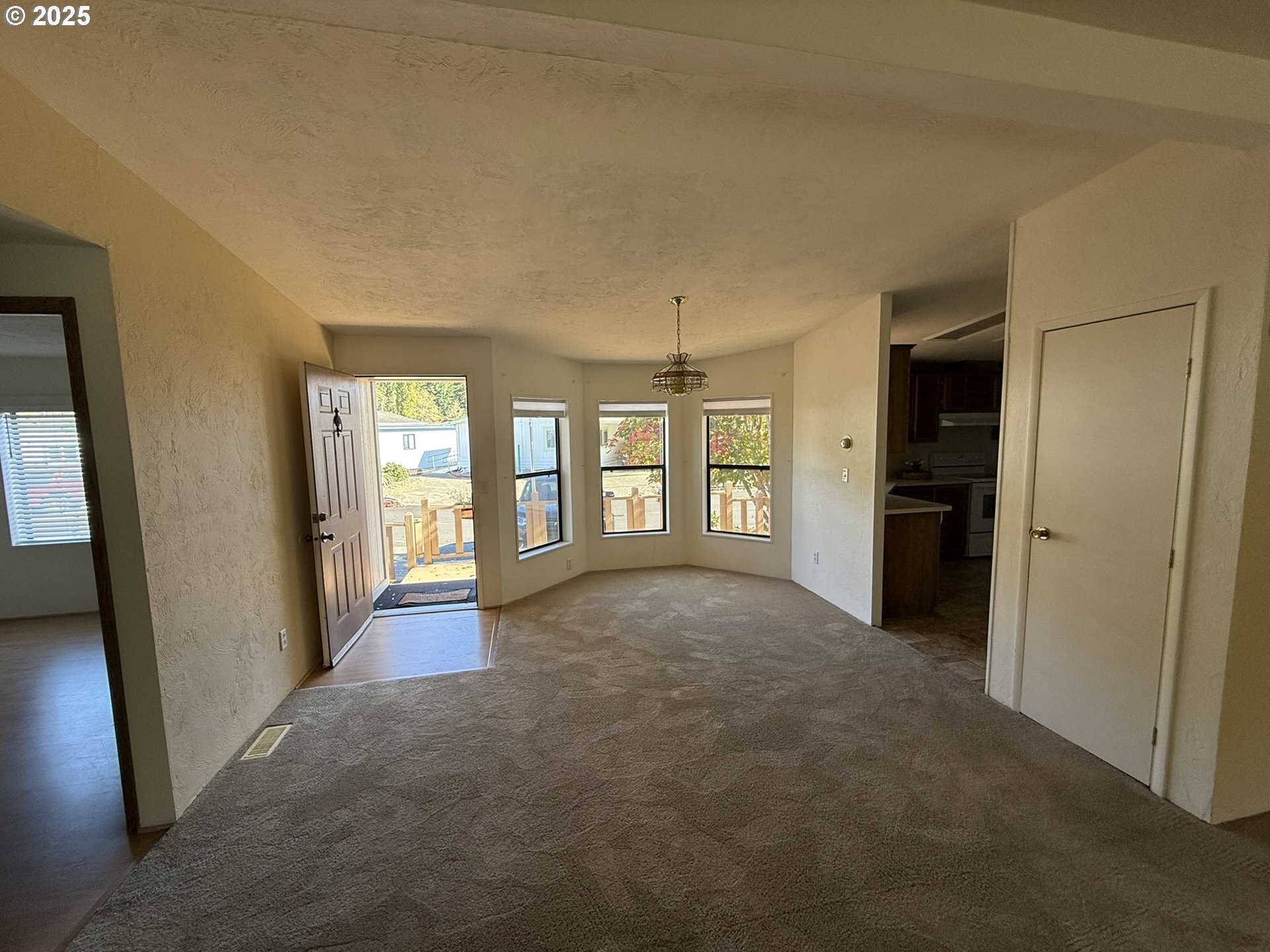 100 River Bend Road, Unit 25 Reedsport, OR 97467 - Photo 4 of 29 Gallery Image 4