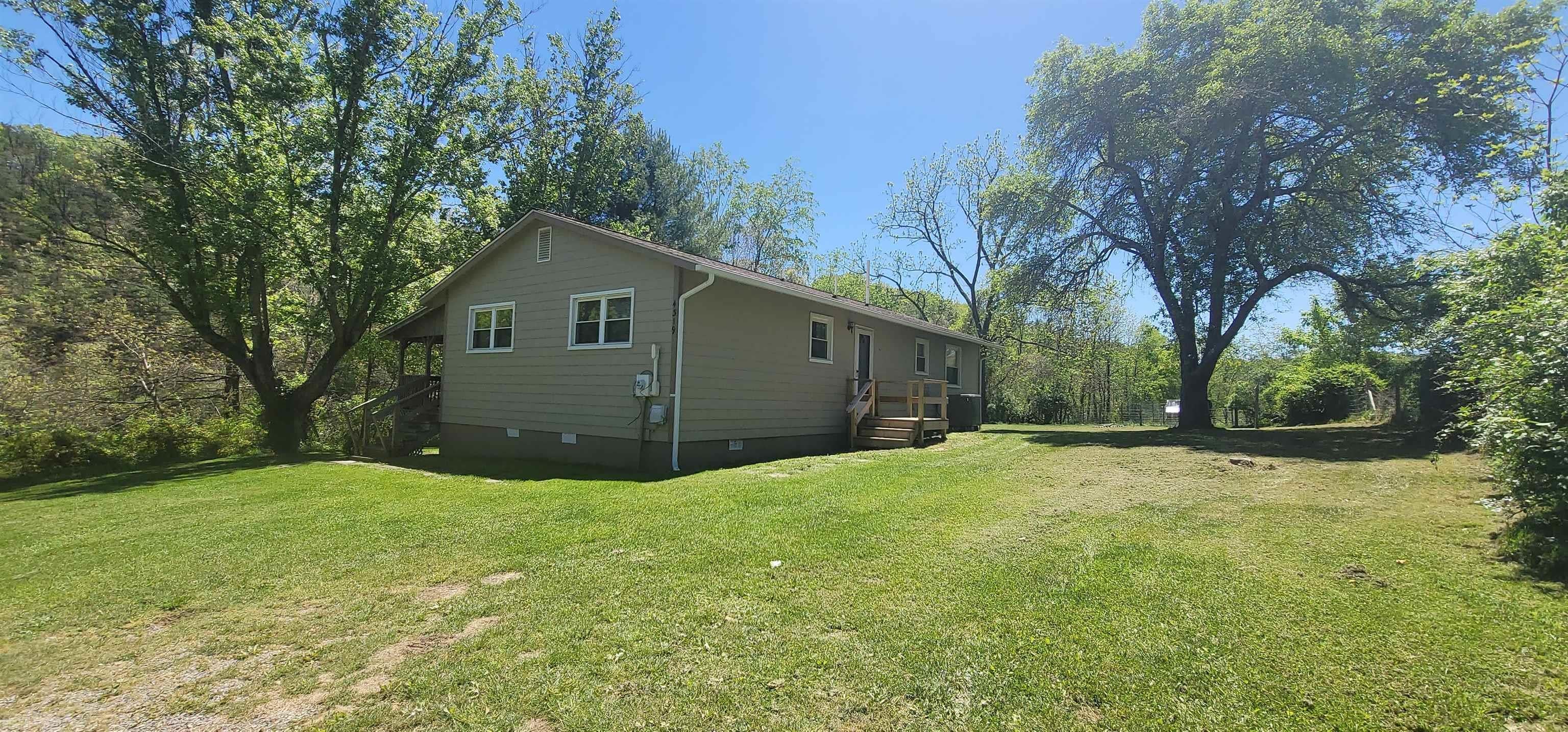4319 Brookmont Road Pulaski, VA 24301 - Photo 7 of 23 Gallery Image 7