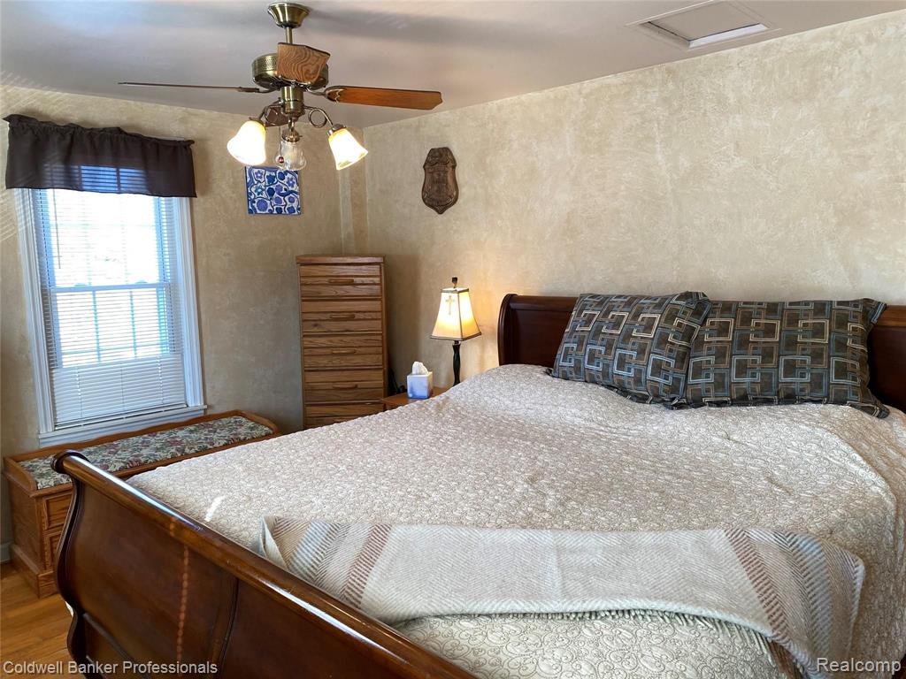 7384 Bennett Lake Road Fenton, MI 48430 - Photo 12 of 23