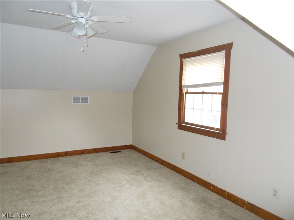 1464 Krumroy Road Akron, OH 44306 - Photo 16 of 35