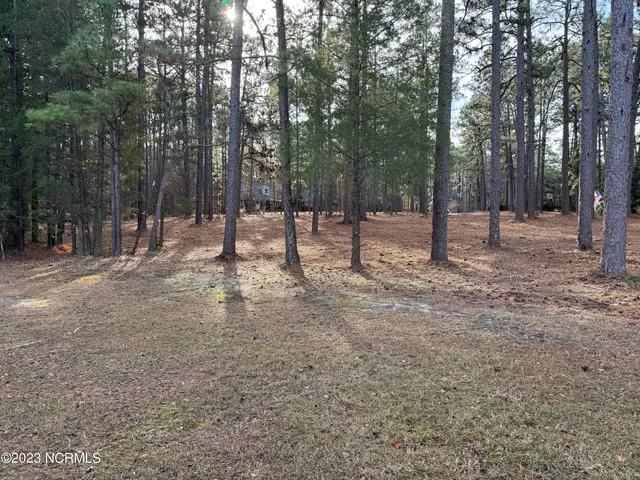 $375,000 | 275 Lake Dornoch Drive, Pinehurst, NC 28374
