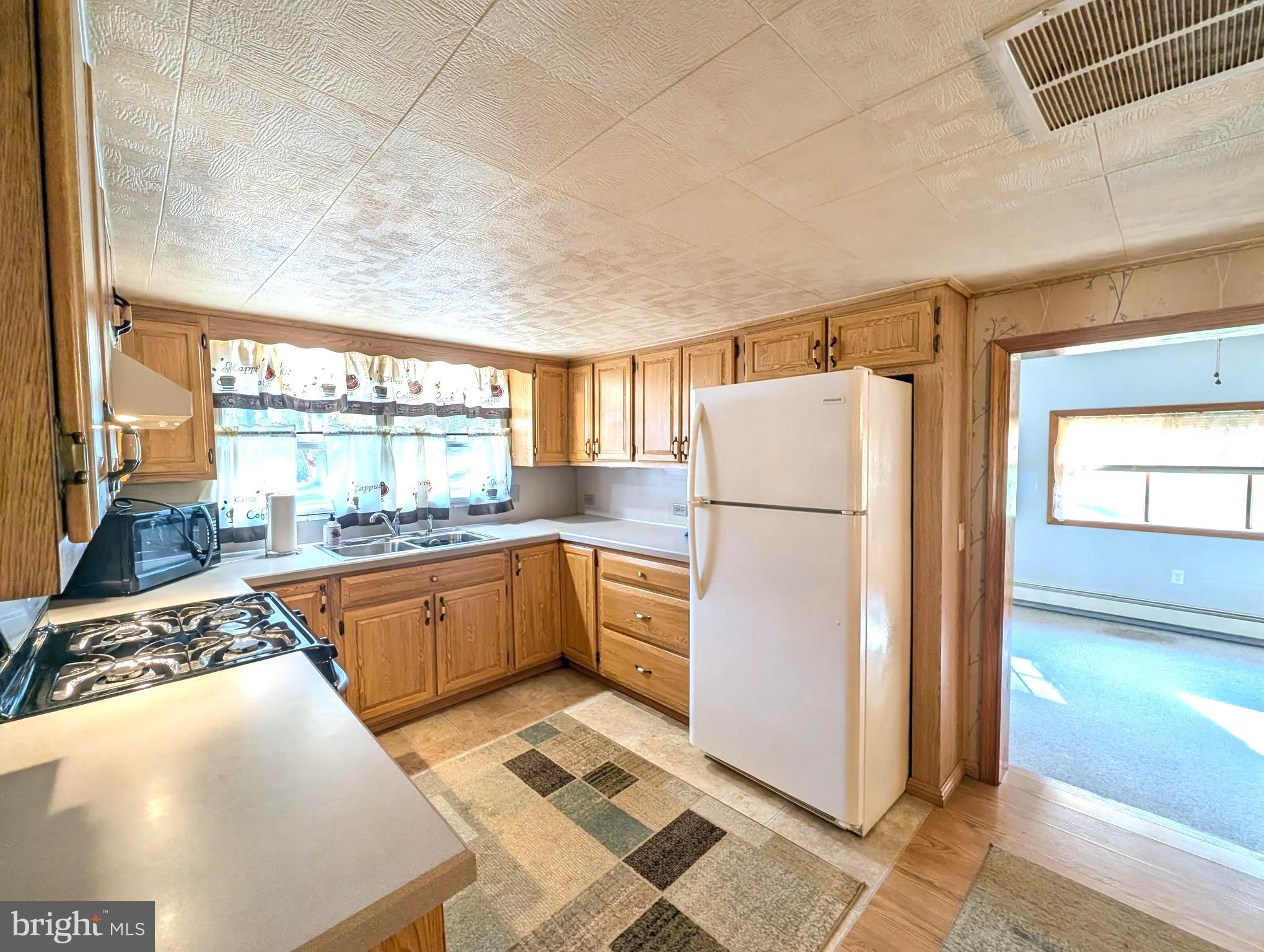 645 Miltonberger Road Orrtanna, PA 17353 - Photo 13 of 30 Kitchen & Dining area