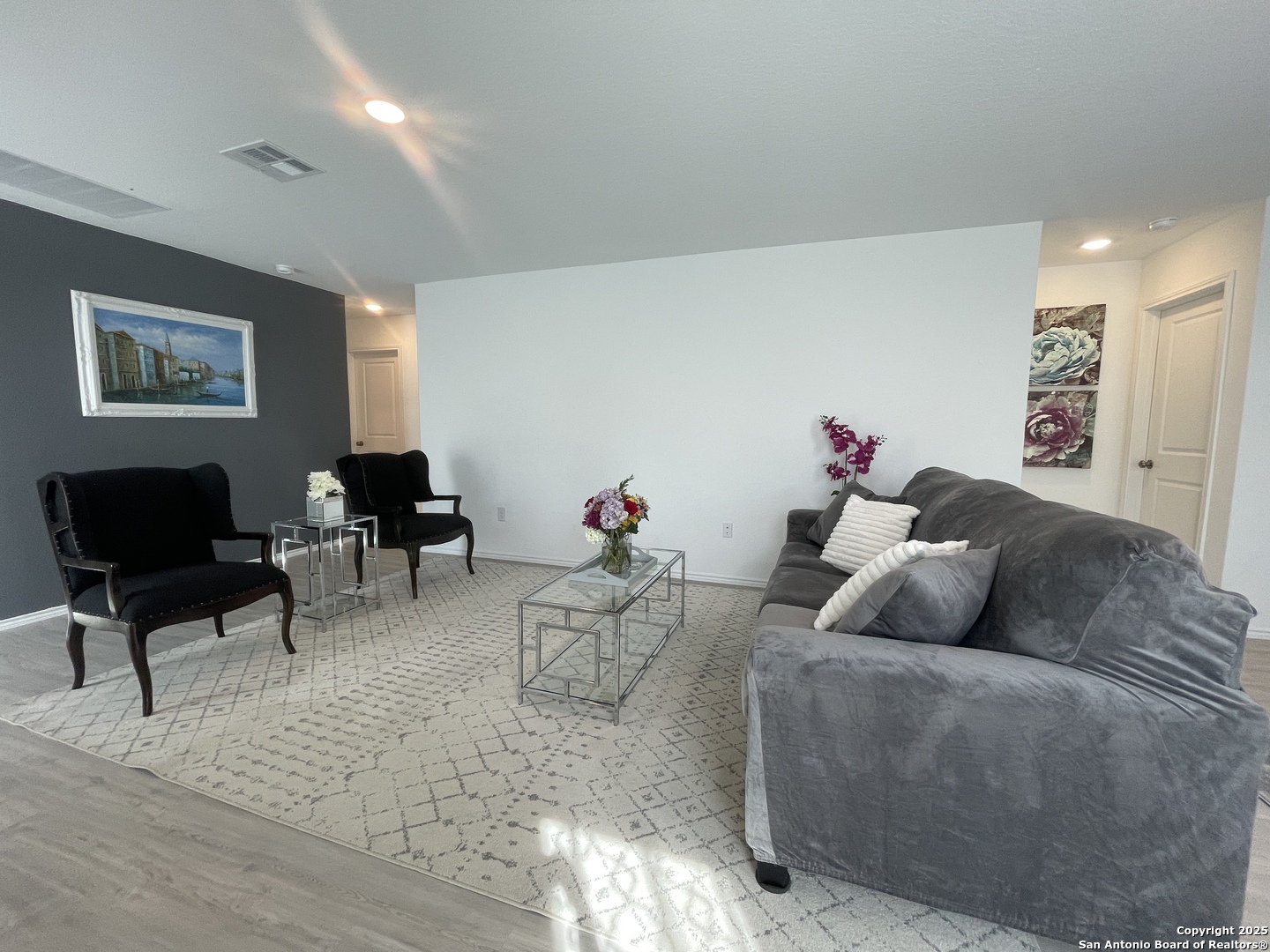 6948 Calcite Trail Elmendorf, TX 78112 - Photo 2 of 12