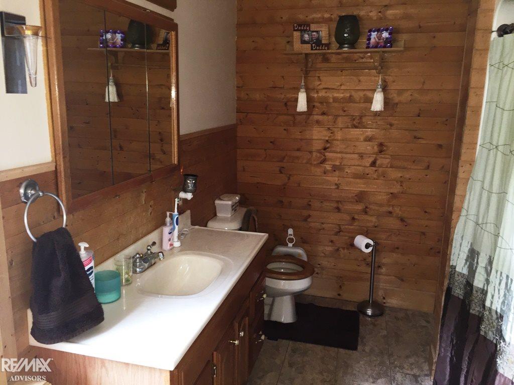 9081 Short Cut Road Fair Haven, MI 48023 - Photo 9 of 22