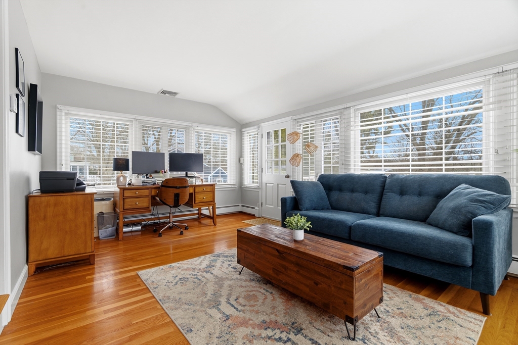 168 Summer Avenue Reading, MA 01867 - Photo 11 of 30