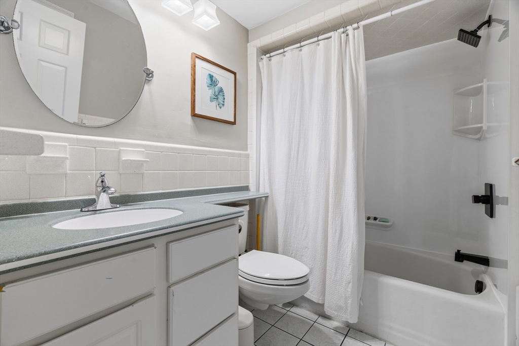 168 Summer Avenue Reading, MA 01867 - Photo 21 of 30