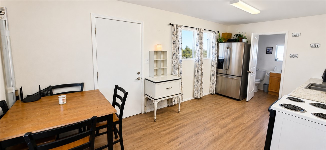4810 Ehrenberg Road Golden Valley, AZ 86413 - Photo 28 of 31