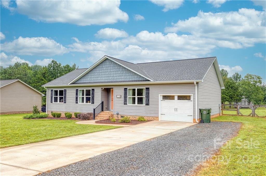 1724 Delview Road Cherryville, NC 28021 - Photo 3 of 29 Gallery Image 3