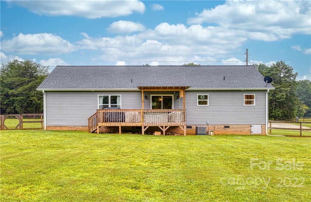 1724 Delview Road Cherryville, NC 28021 - Photo 7 of 29 Gallery Image 7
