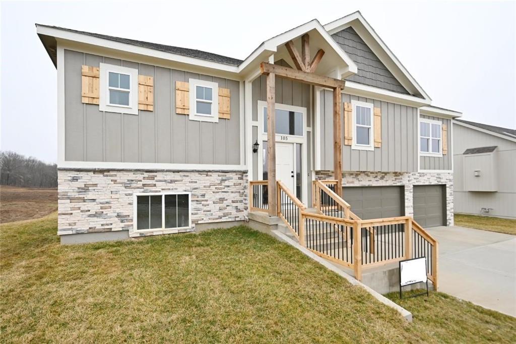 108 Johnson Circle Dearborn, MO 64439 - Photo 1 of 34