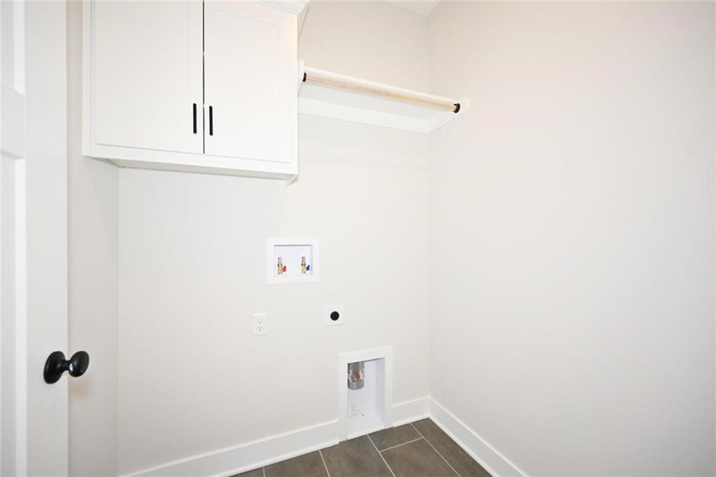 108 Johnson Circle Dearborn, MO 64439 - Photo 17 of 34