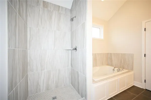 $459,000 | 108 Johnson Circle, Dearborn, MO 64439