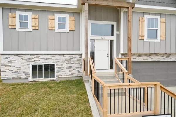 $459,000 | 108 Johnson Circle, Dearborn, MO 64439