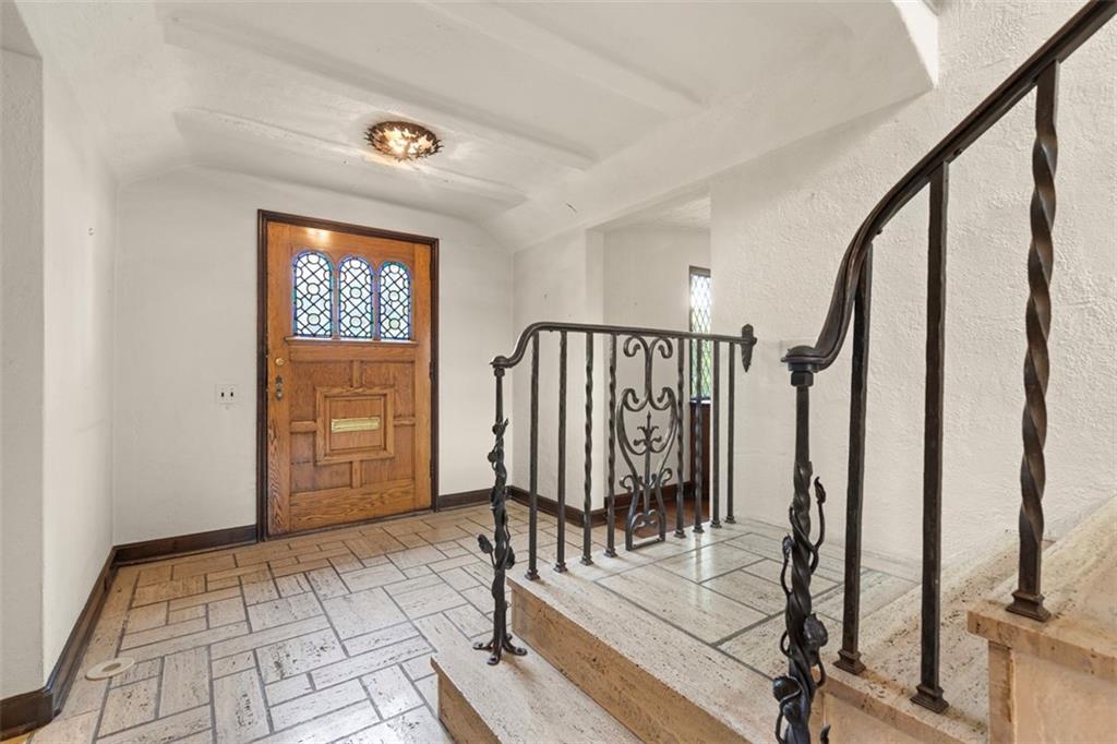 1 Robin Road Pittsburgh, PA 15217 - Photo 6 of 48 a view of entryway with wooden floor
