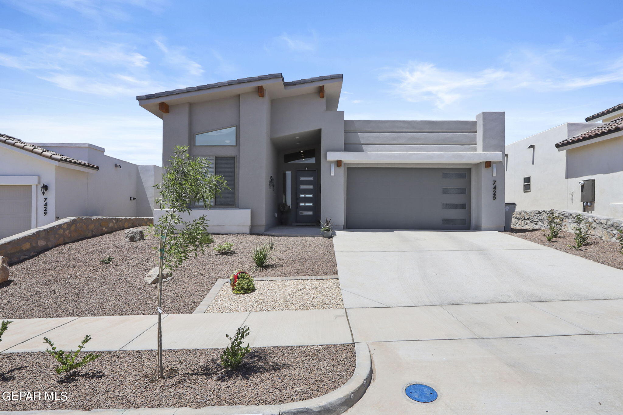 7425 Caveson Road El Paso, TX 79911 - Photo 1 of 1 FRONT