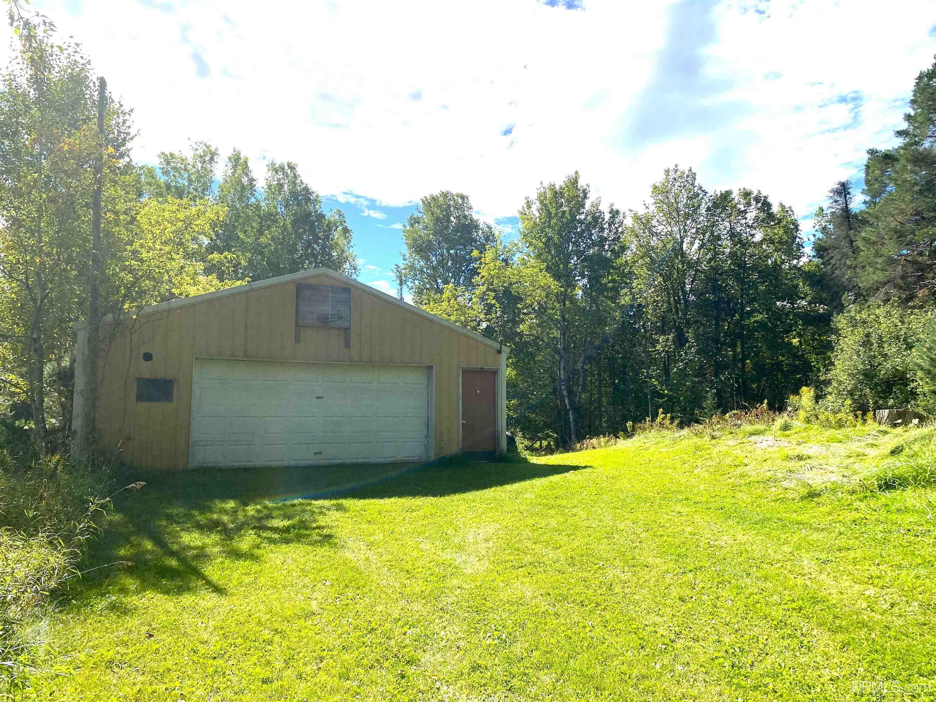 10865 I Road Cornell, MI 49818 - Photo 7 of 32