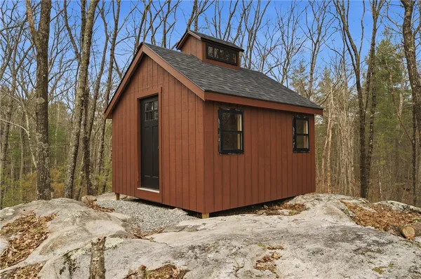 $1,399,900 | 191 Rocky Hill Road, Smithfield, RI 02917