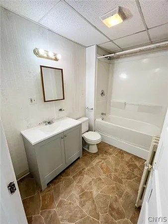 $1,100 | 911 State Street, Watertown, NY 13601