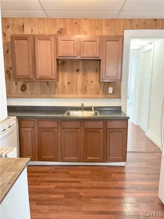 $1,100 | 911 State Street, Watertown, NY 13601