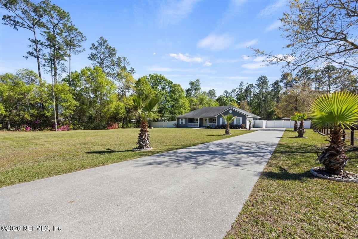 54130 Church Road Callahan, FL 32011 - Photo 4 of 42 a view of a volley ball court