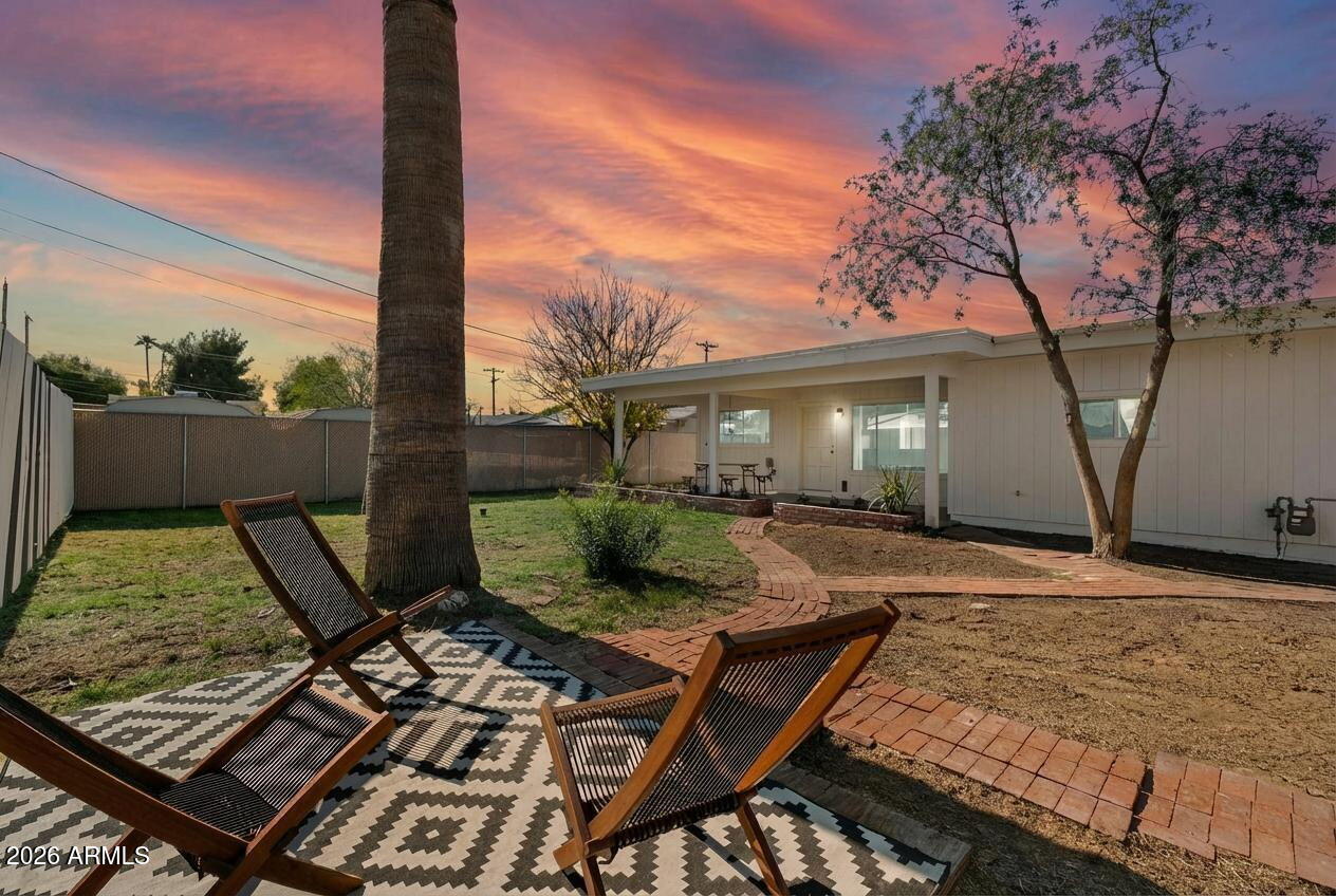 3115 North 26th Street Phoenix, AZ 85016 - Photo 45 of 46 41-web-or-mls-Digital Twilight