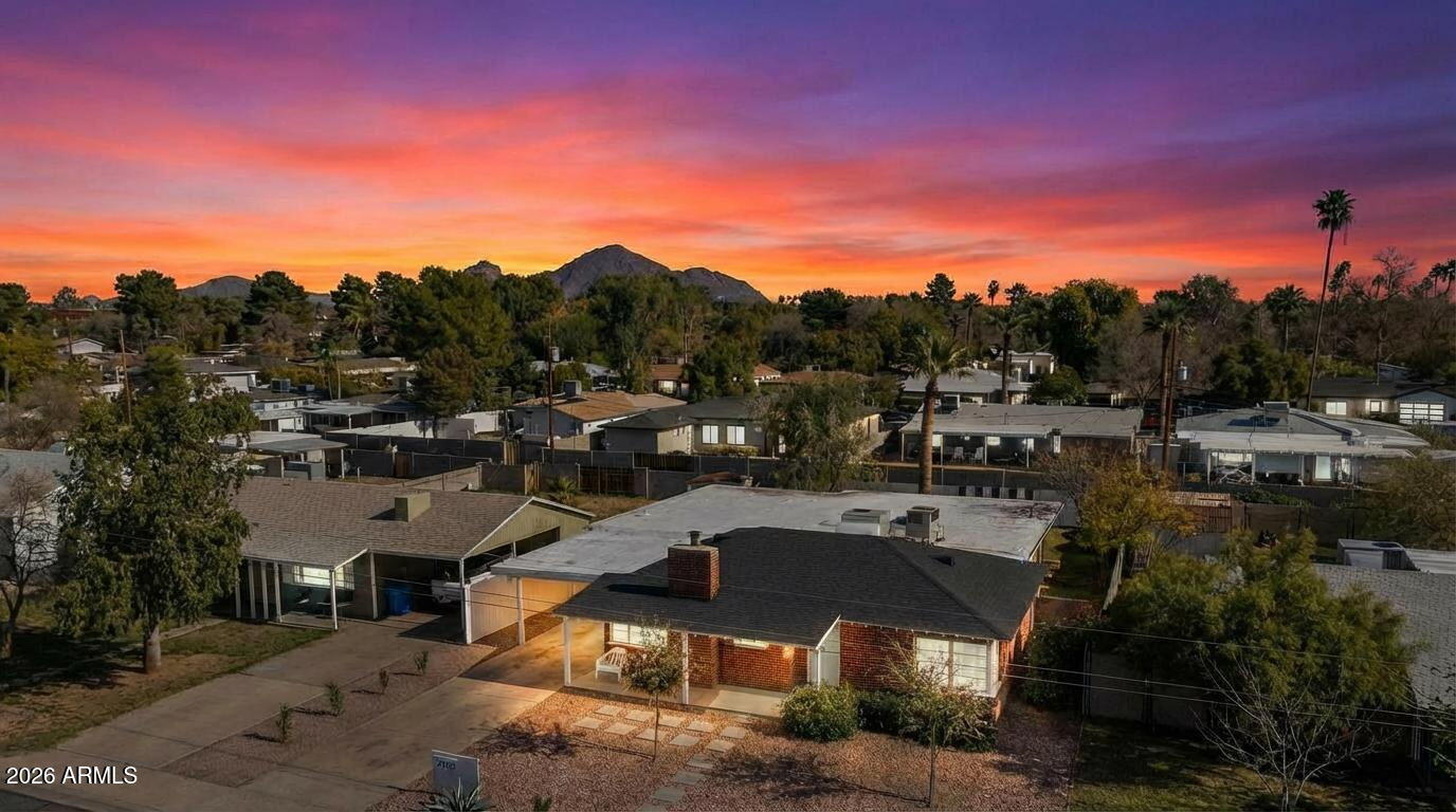 3115 North 26th Street Phoenix, AZ 85016 - Photo 4 of 46 40-web-or-mls-Digital Twilight